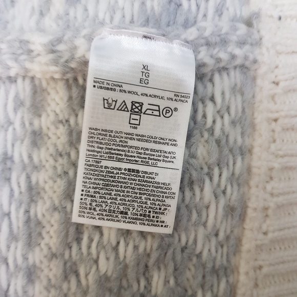 Banana Republic Nordic Argyle Knit Wool Vest Men’s - Picture 4 of 10